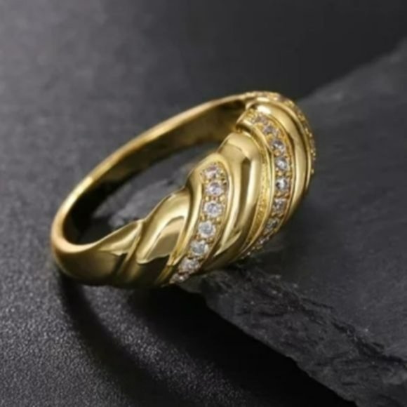 Size 10 Womens Gold Plated‎ Zircon Dome  Twisted Ring - Picture 9 of 15